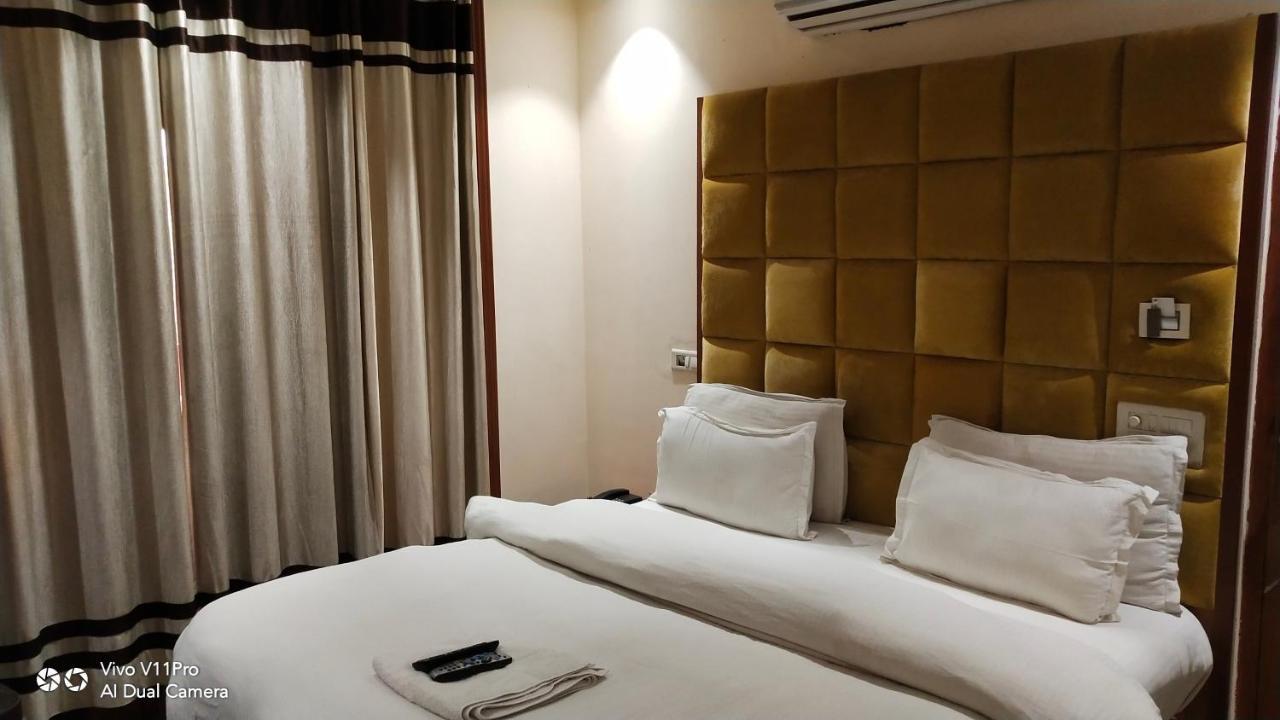 Stay @ 203 Noida Exterior photo